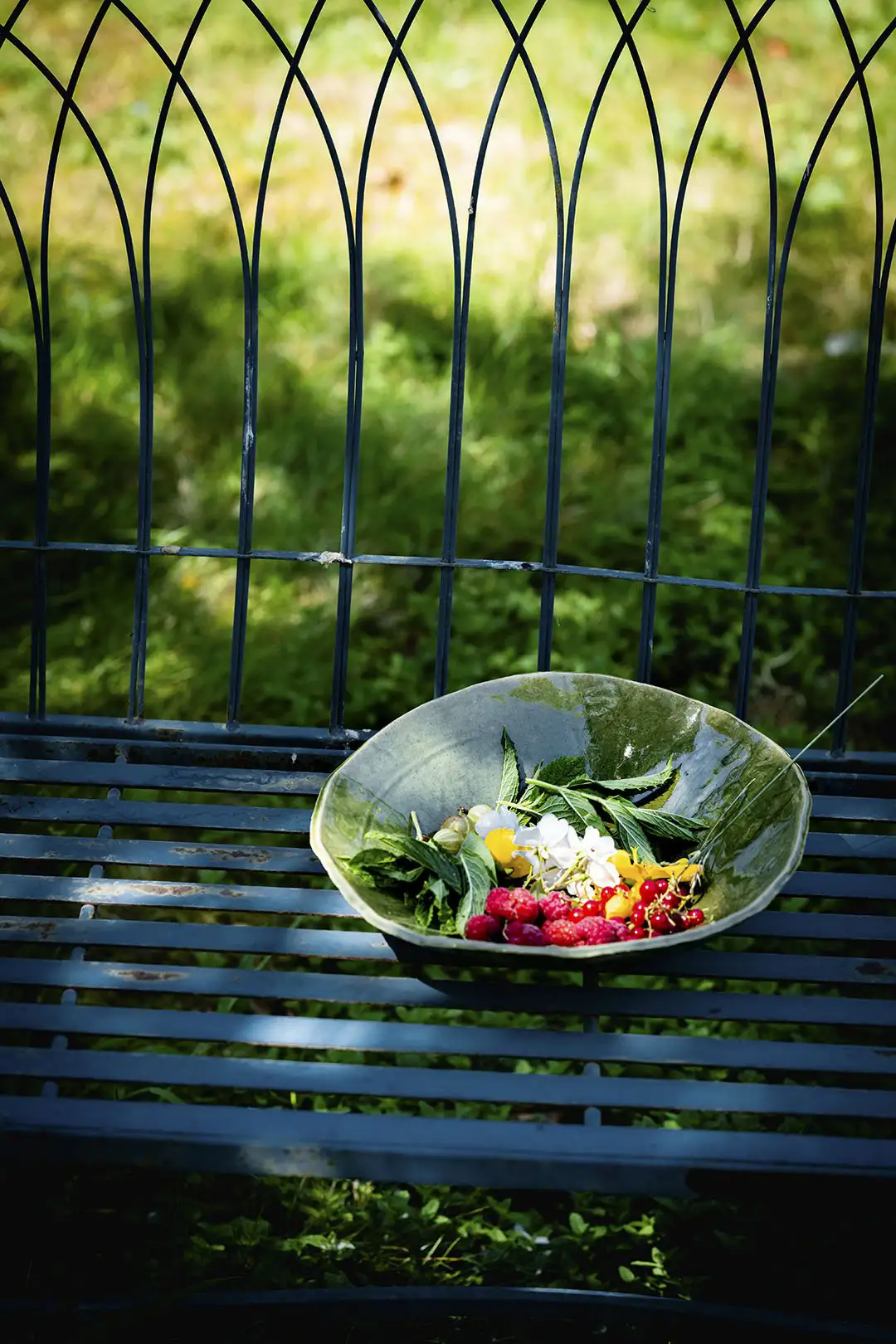 Tash Fry Kla Outdoor Goodies Bowl